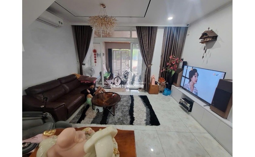 Căn Gốc 4 Tầng Mặt Tiền 90m2 Gần Hoàng Diệu 2, Linh Trung, Thủ Đức